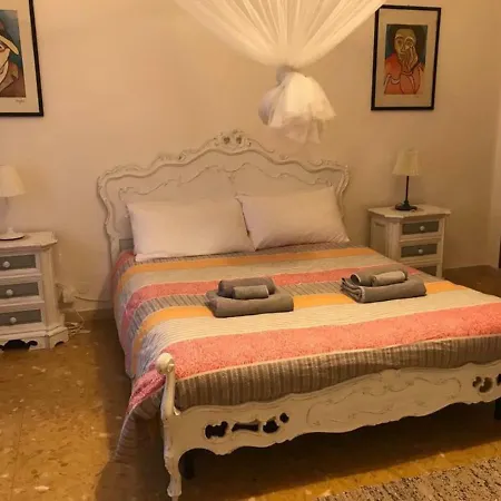 Apartment Hosting - Feeling