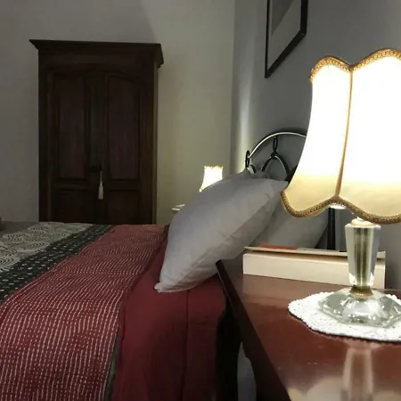 Apartment Hosting - Feeling